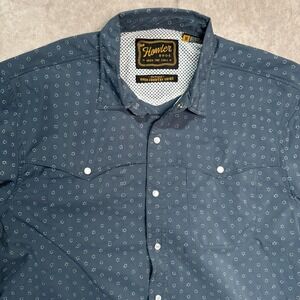 Howler Bros Open Country Tech Shirt Large M Little Puddles Blue Short Sleeve Top